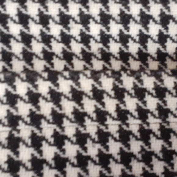 Banana Republic sz medium houndstooth lined jacket pit 18 inches - Picture 3 of 4